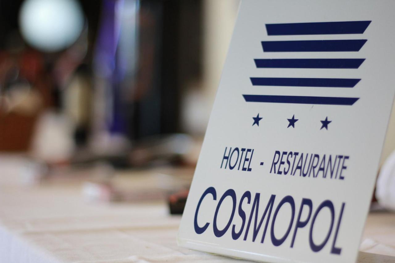 Hotel Cosmopol Laredo Esterno foto