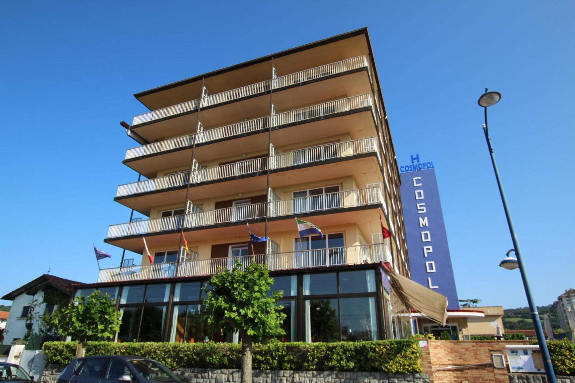 Hotel Cosmopol Laredo Esterno foto
